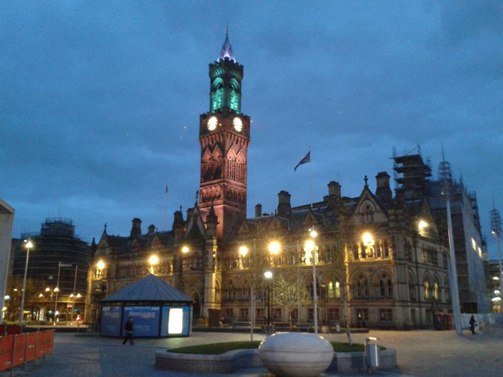 071_Bradford_by_night